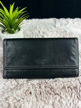 COACH Vintage Soho Black Leather Slim Envelope Wallet – Excellent Condition